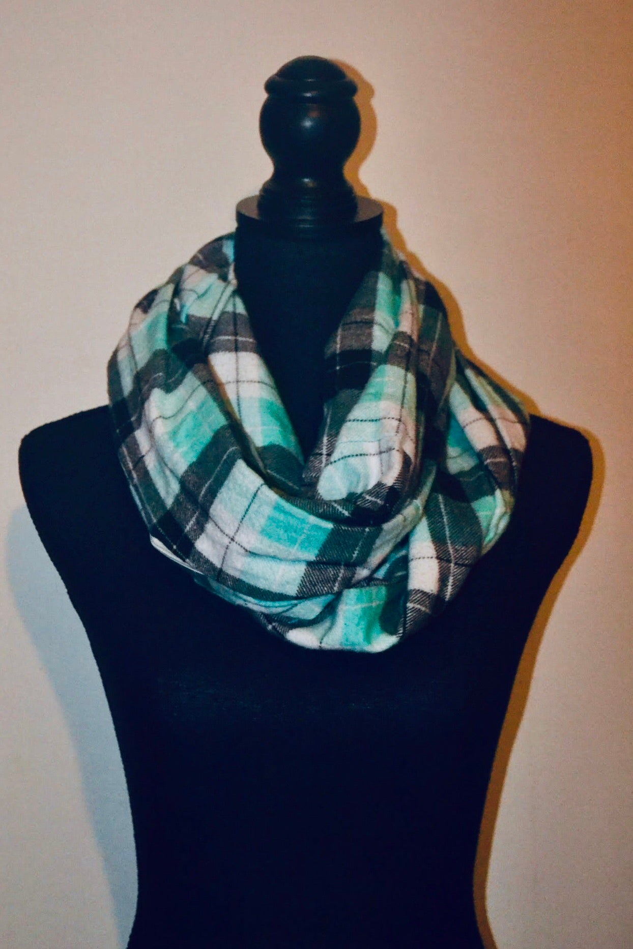 Adult infinity scarf with pocket - light green plaid